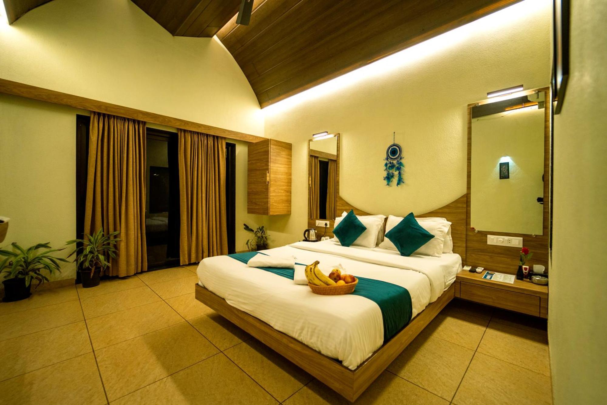 Eleven Petals Resort Nagaon  Extérieur photo