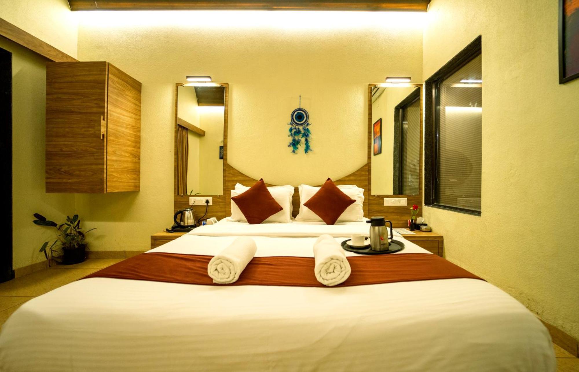 Eleven Petals Resort Nagaon  Extérieur photo